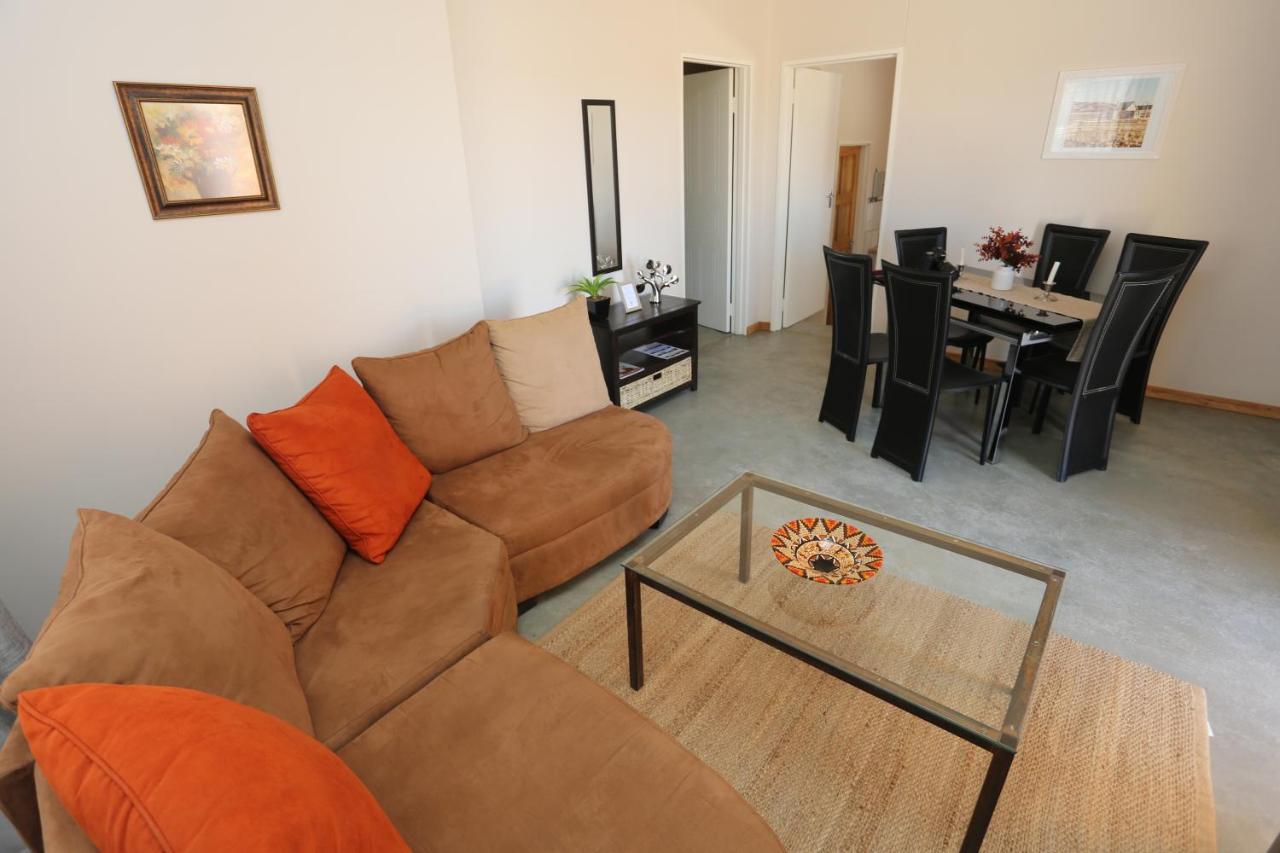 Appartement Orange House Self Catering à Aus Extérieur photo